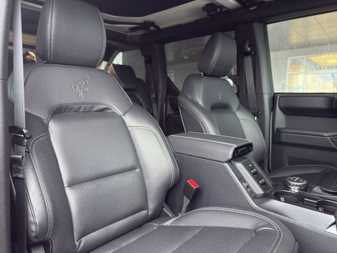 New 2025 Ford Bronco Badlands image 42