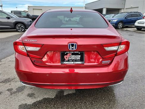Used 2022 Honda Accord Touring image 4