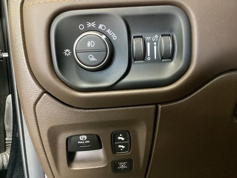 Used 2026 RAM 1500 Limited w/ Trailer Tow Group AWD/4WD image 23