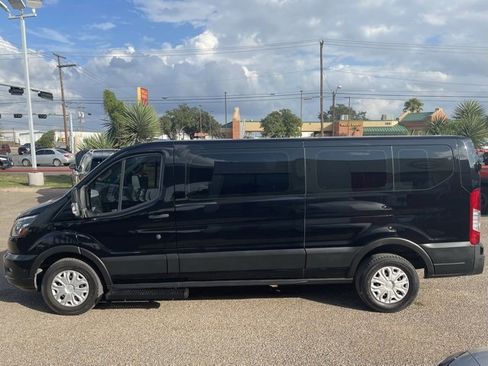 Used 2023 Ford Transit 350 XLT image 3