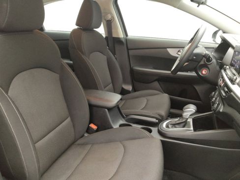Used 2024 Kia Forte LXS FWD image 21