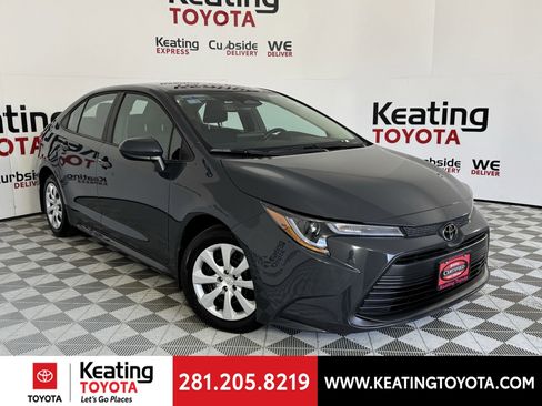 Certified 2025 Toyota Corolla LE image 2