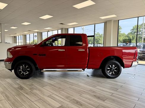 Used 2017 RAM 1500 Classic SLT RWD image 4
