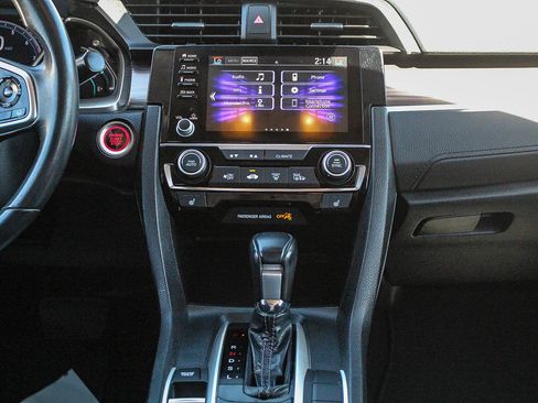 Used 2021 Honda Civic EX image 3