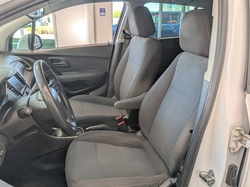 Certified 2020 Chevrolet Trax LS w/ Tint and Cruise Package image 4