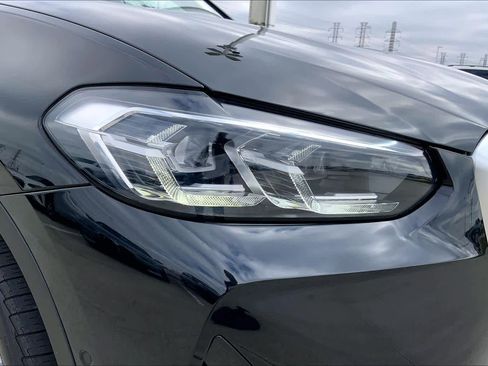 Used 2024 BMW X4 xDrive30i image 28