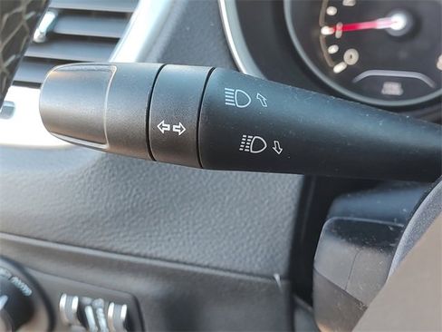 Certified 2021 Jeep Compass 80th Special Edition image 27