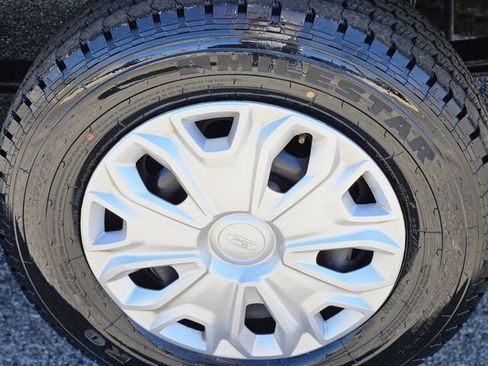 Used 2024 Ford Transit 350 XLT RWD image 10