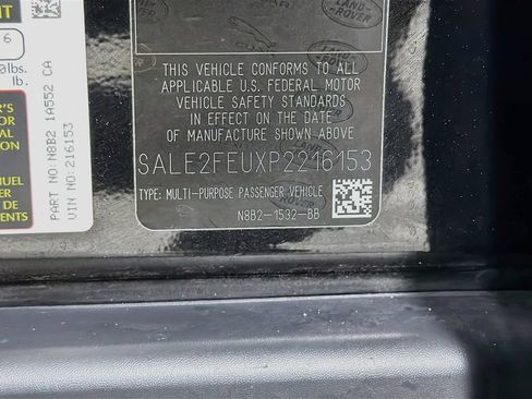 Certified 2023 Land Rover Defender 130 X-Dynamic SE AWD/4WD image 35