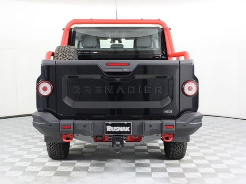 Used 2025 INEOS Grenadier AWD/4WD image 5