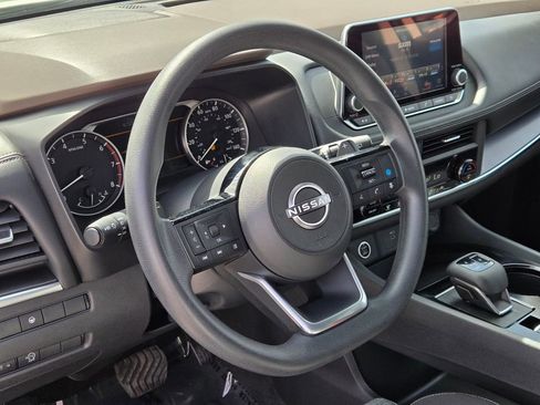 Certified 2023 Nissan Rogue SV FWD image 23