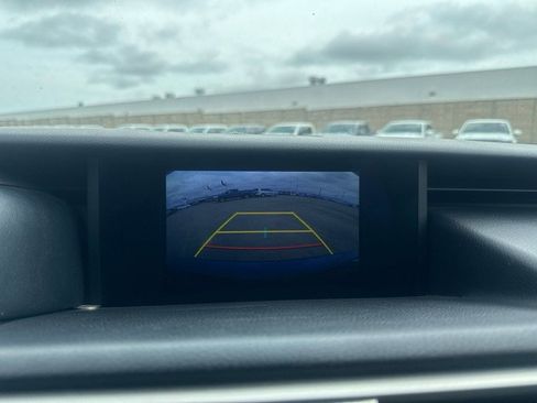 Used 2017 Lexus IS 200t w/ Premium Package RWD image 43