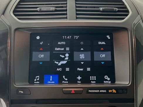 Used 2017 Ford Explorer XLT w/ Equipment Group 202A image 17