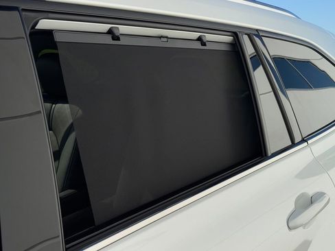 Used 2022 Toyota Highlander Platinum AWD/4WD image 31