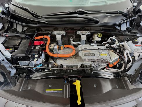 Used 2024 Nissan Ariya AWD image 34