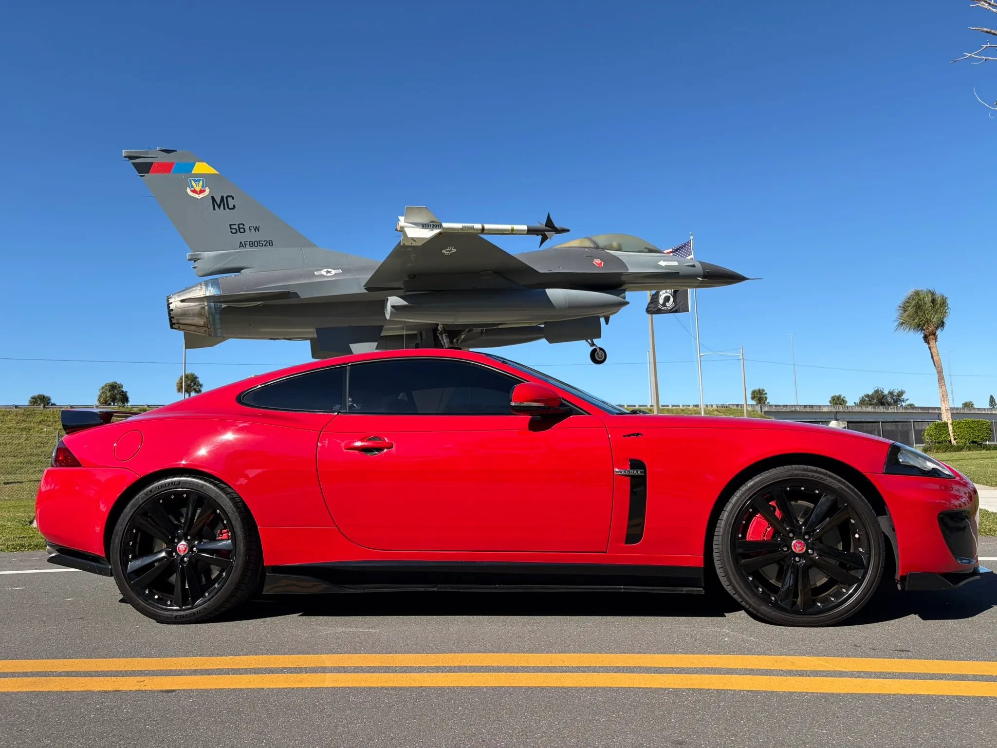 Used 2011 Jaguar XKR R RWD image 1