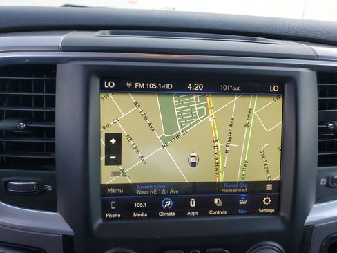 Used 2023 RAM 1500 Classic SLT w/ Trailer & Traction Group image 10