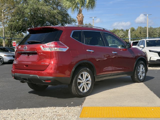 Used 2016 Nissan Rogue SV w/ SV Premium Package AWD/4WD image 4