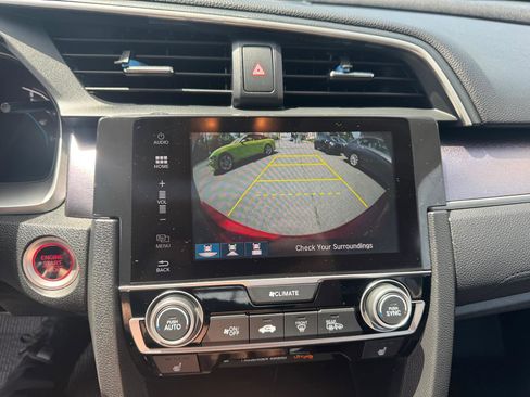 Used 2016 Honda Civic Touring image 31