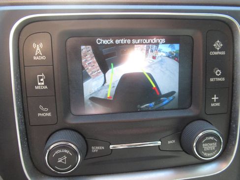 Used 2014 RAM 2500 Tradesman w/ Chrome Appearance Group AWD/4WD image 25