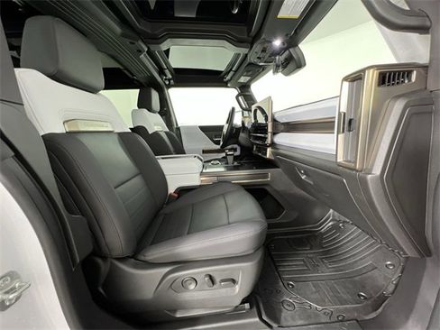Used 2025 GMC Hummer EV 3X image 29