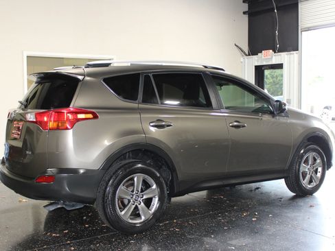 Used 2015 Toyota RAV4 XLE FWD image 3