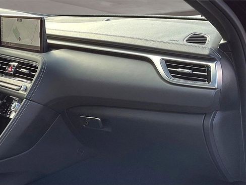 Used 2025 Genesis G70 2.5T w/ Sport Prestige Package image 26