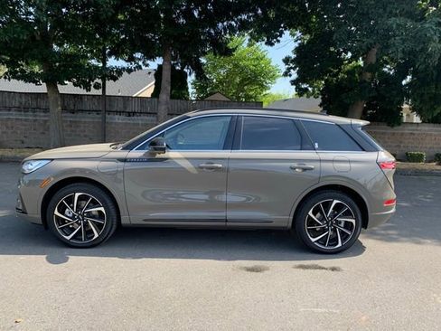 New 2025 Lincoln Corsair Grand Touring w/ Equipment Group 301A image 2