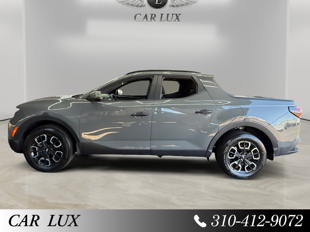 Used 2022 Hyundai Santa Cruz SEL w/ Activity Package FWD image 2
