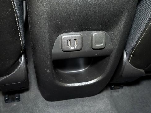 Used 2022 GMC Canyon Denali AWD/4WD image 25