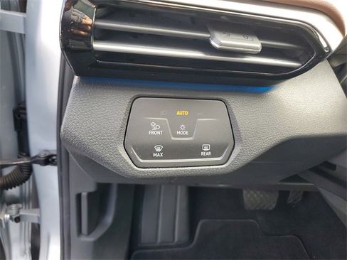 Used 2021 Volkswagen ID.4 Pro S w/ Gradient Package image 30