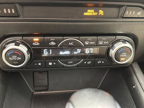 Used 2018 MAZDA CX-5 Touring w/ Preferred Equipment Package AWD/4WD image 22