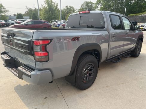 New 2025 Nissan Frontier PRO-4X image 7