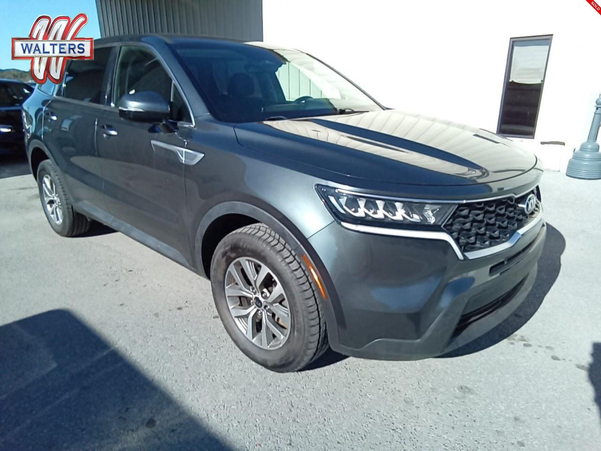 Used 2021 Kia Sorento LX AWD/4WD image 1