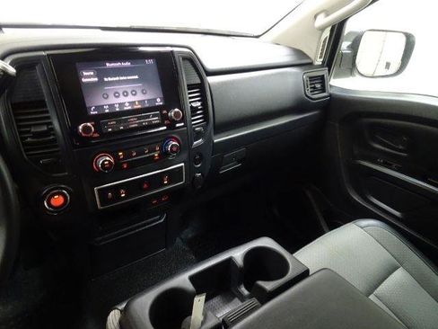 Used 2021 Nissan Titan S w/ S Utility Package image 30