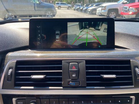 Used 2017 BMW 330i 330i 4dr Sedan image 15