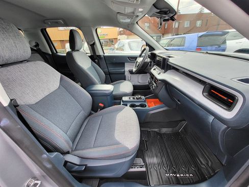 Used 2023 Ford Maverick XLT image 8