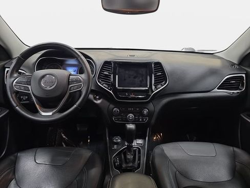 Used 2019 Jeep Cherokee Limited AWD/4WD image 10
