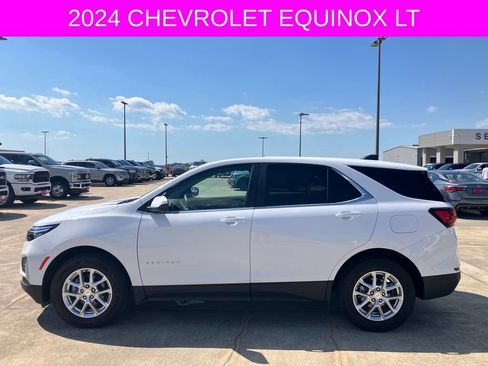 Used 2024 Chevrolet Equinox LT AWD/4WD image 4
