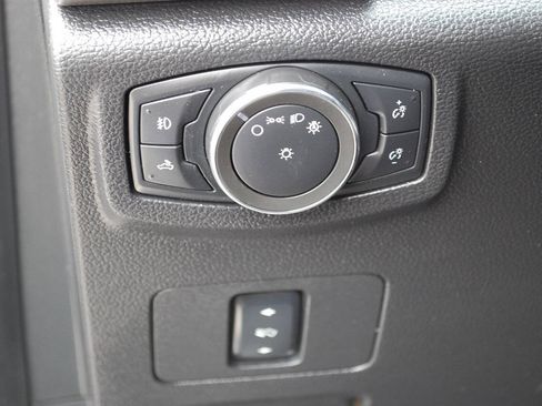 Used 2018 Ford F250 Lariat AWD/4WD image 30