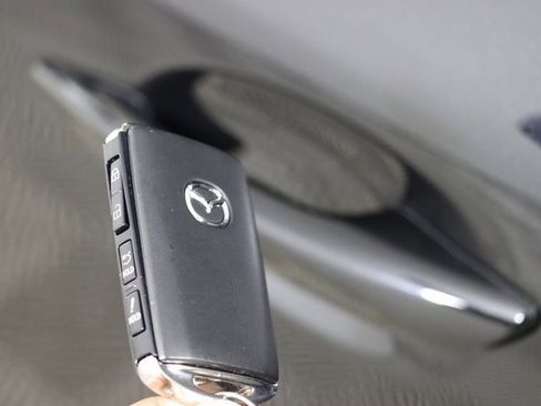 New 2025 MAZDA MAZDA3 2.5 Turbo Sedan w/Premium Plus image 47