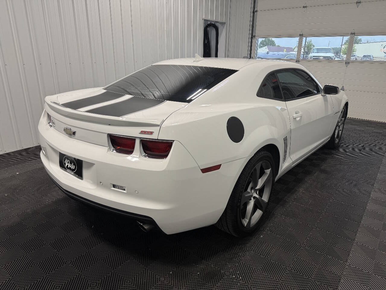 Used 2013 Chevrolet Camaro SS w/ RS Package RWD image 4