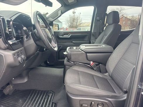 Used 2023 Chevrolet Silverado 1500 LT image 8