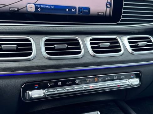 New 2026 Mercedes-Benz GLS 450 4MATIC image 25