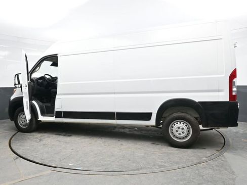 Used 2025 RAM ProMaster 2500 w/ Convenience Group FWD image 40