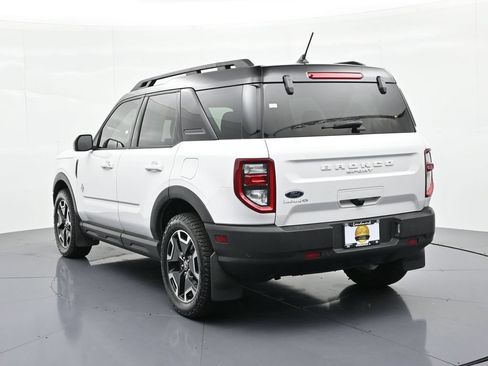 Used 2022 Ford Bronco Sport Outer Banks AWD/4WD image 8