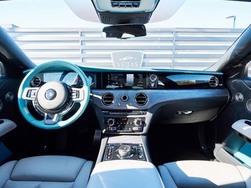 Used 2025 Rolls-Royce Ghost AWD/4WD image 59