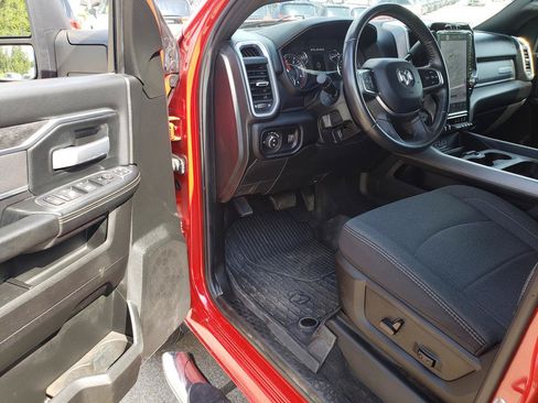 Used 2024 RAM 3500 Big Horn w/ Sport Appearance Package AWD/4WD image 11