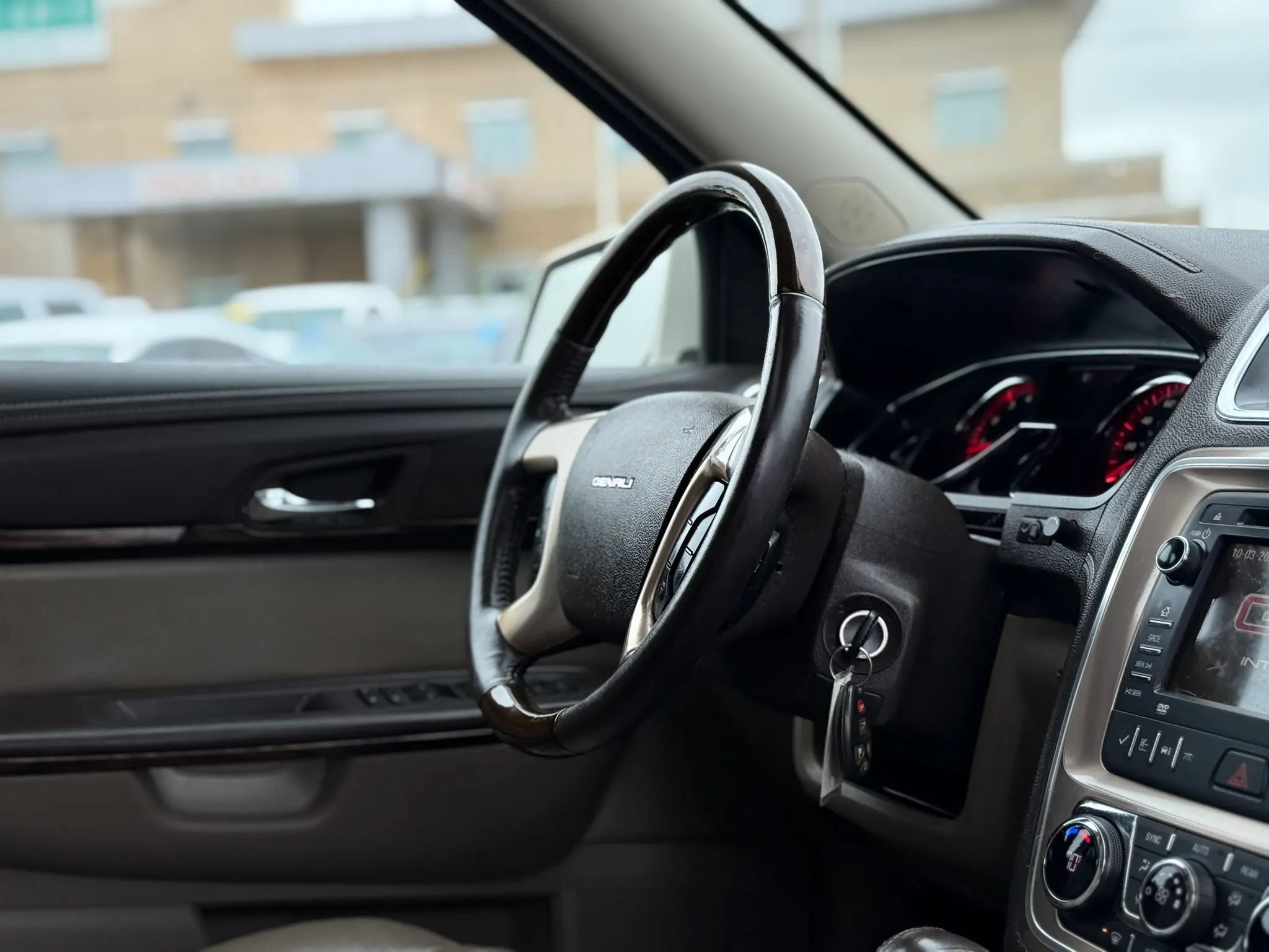 Used 2014 GMC Acadia Denali FWD image 26