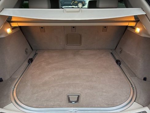 Used 2014 Cadillac SRX Luxury w/ Driver Awareness Package image 16